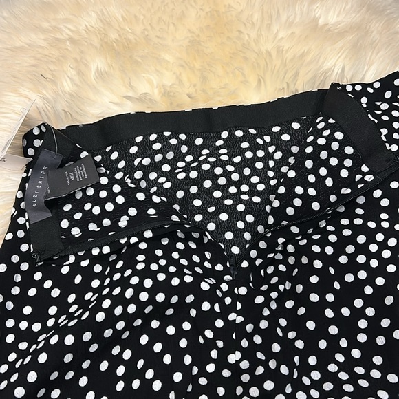Suzy Shier Polka Dot Black & White Midi Skirt NWT With Back Zip size Medium - Picture 5 of 7